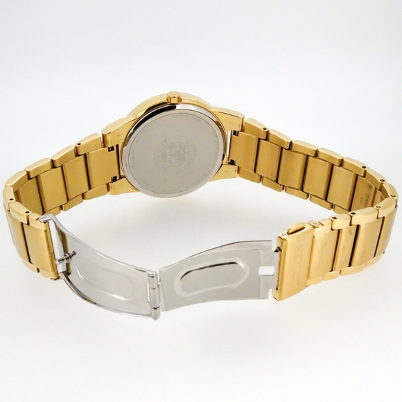 **NEW** Citizen Men's Eco-Drive Axiom Diamond Watch - Picture 9 of 11